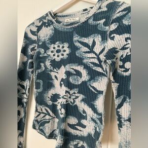 Free People We the Free Pretty Things Printed Thermal XS